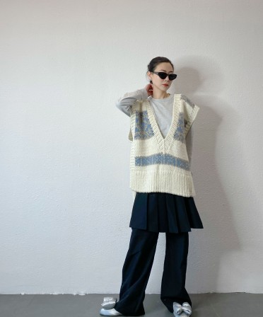 Oversized Pattern Knit Vest #241219